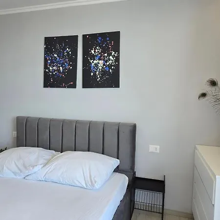 Apartment 01, Sea View *
