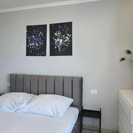 Apartment 01, Sea View Durres